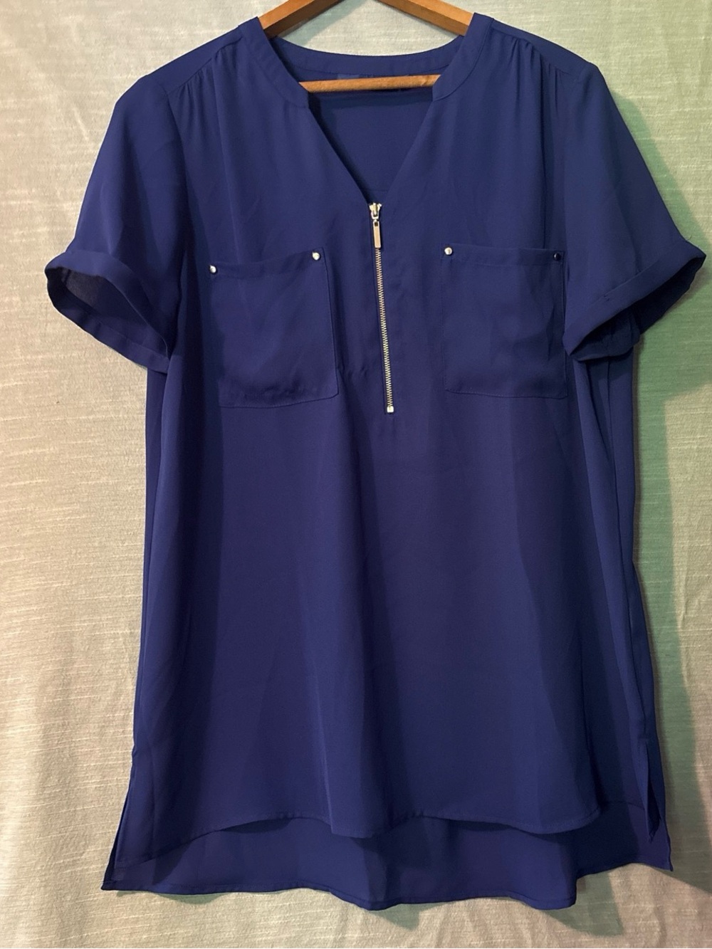 Apt. 9 Blouse Pullover V-Neck Short Sleeve Zippered Royal Blue Women’s Sz M